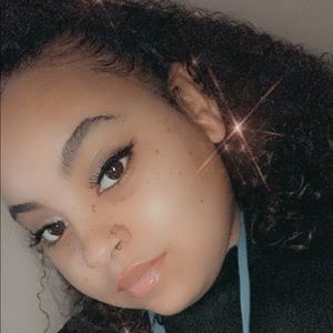 Meet your Posher, Tessa